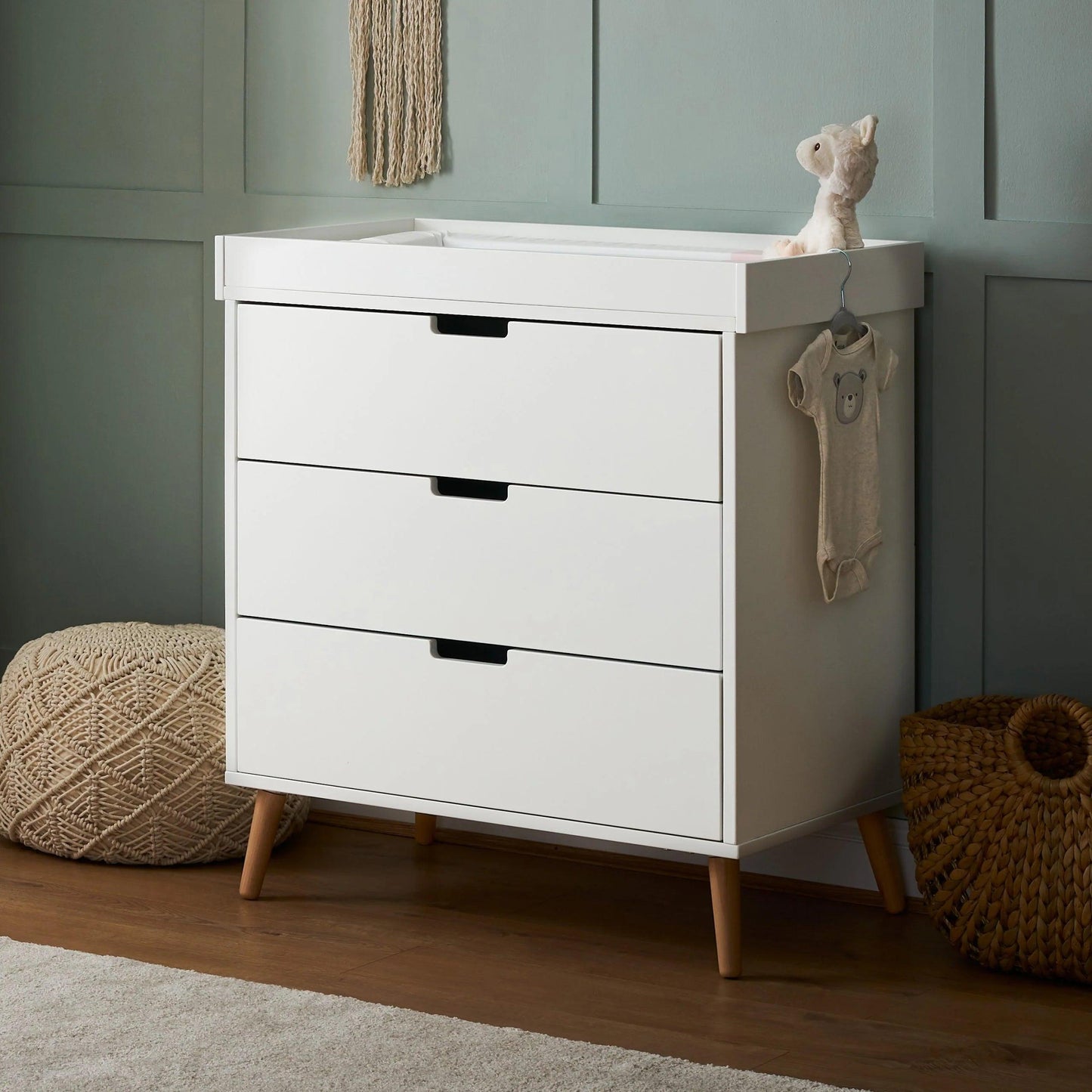 Obaby Maya 2 Piece Room Set - White with Natural-Dreamy Nursery