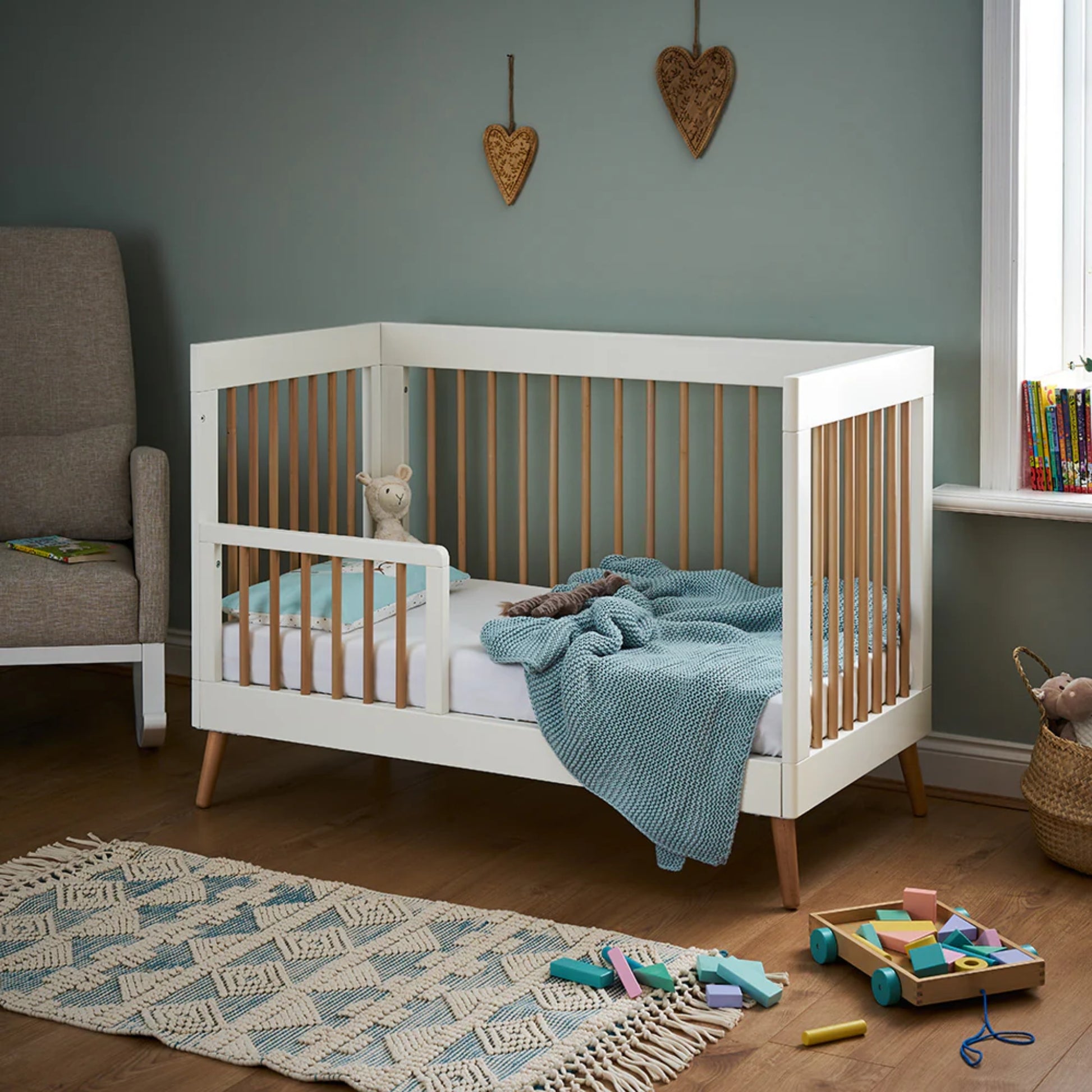 Obaby Maya Mini 2 Piece Room Set - White With Natural - Dreamy Nursery