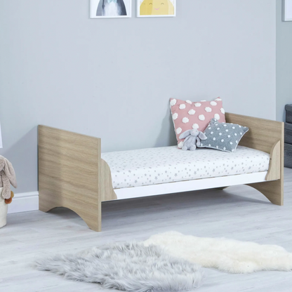 Babymore Veni Cot Bed - Oak & White
