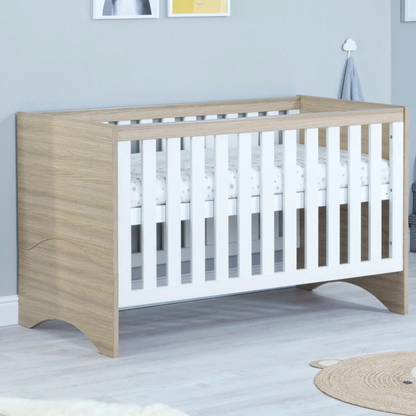 Babymore Veni Cot Bed - Oak & White