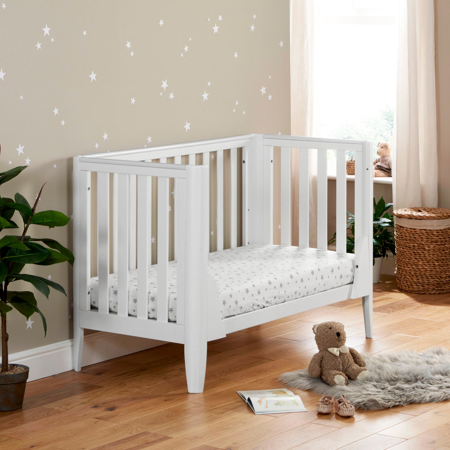 Babymore Iris Cot Bed – White