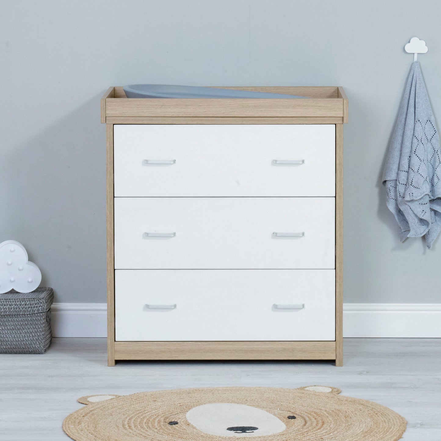 Babymore Luno Veni Nursery Chest Changer - Oak & White